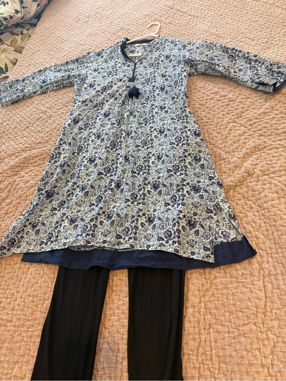 Beautiful Dolma Women’s Blue Floral Tunic/mini dress Size Medium - Picture 10 of 12